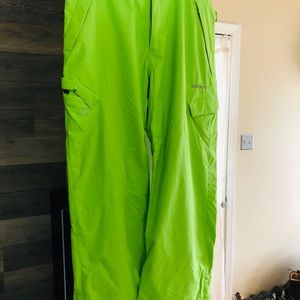 Quicksilver men’s snowboarding pants, lime green